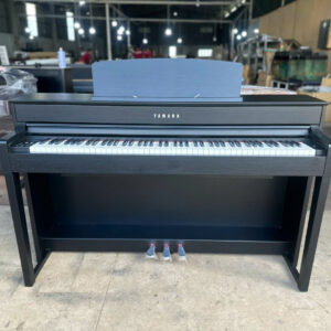 Đàn Piano Yamaha CLP 575